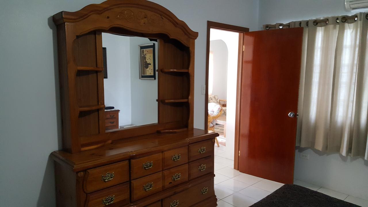 Luxurious One And Two Bedroom Villa Кристианстед Екстериор снимка